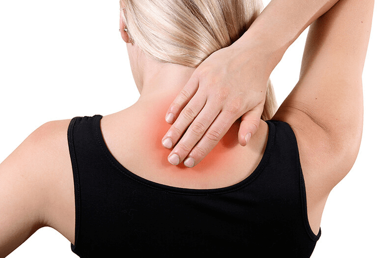One of the symptoms of osteochondrosis is back pain